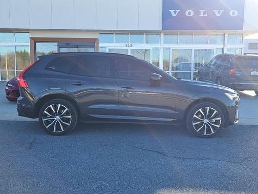 2025 Volvo XC60 B5 Plus