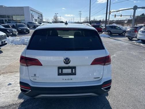 2022 Volkswagen Taos 1.5T SE
