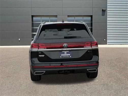 Deep Black Pearl Effect 2026 Volkswagen Atlas 2.0T SEL Premium R-Line