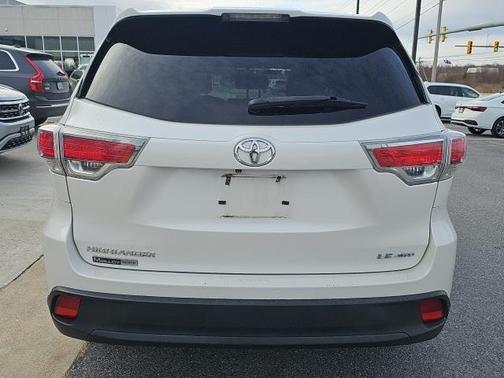 2014 Toyota Highlander LE Plus