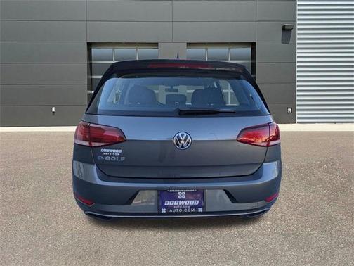 2019 Volkswagen e-Golf SE
