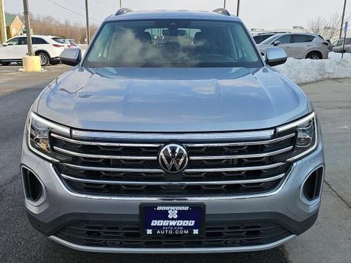 2025 Volkswagen Atlas 2.0T SE