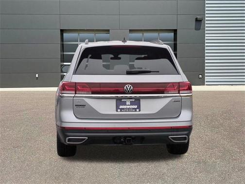 2025 Volkswagen Atlas 2.0T SE