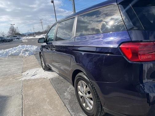 2019 Kia Sedona LX