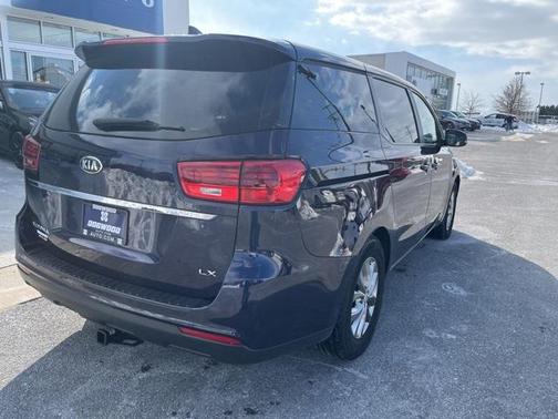2019 Kia Sedona LX