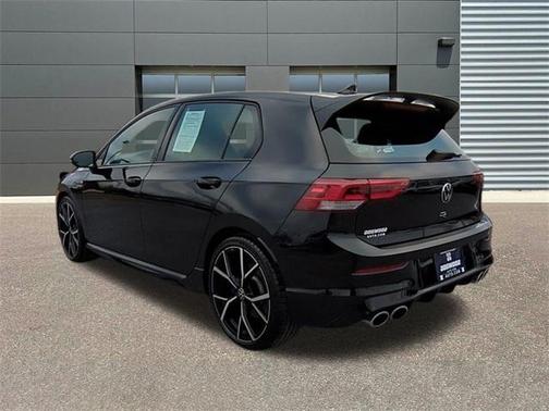 2024 Volkswagen Golf R 2.0T