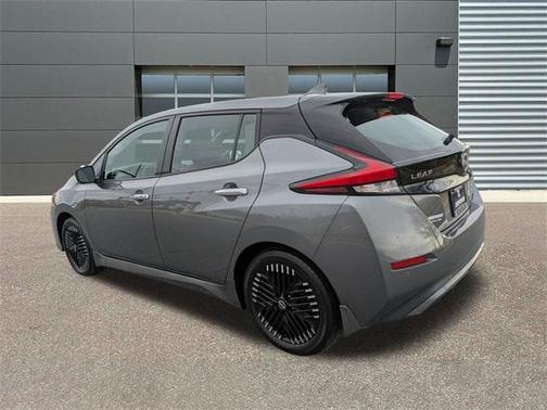 2023 Nissan Leaf SV PLUS