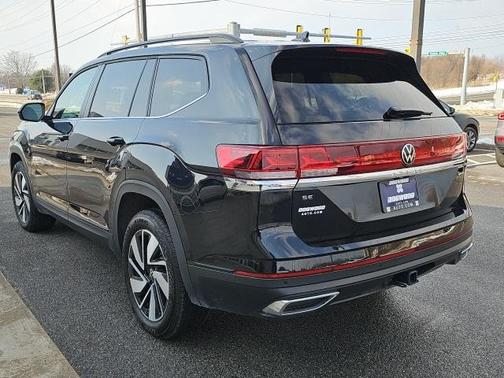2025 Volkswagen Atlas 2.0T SE