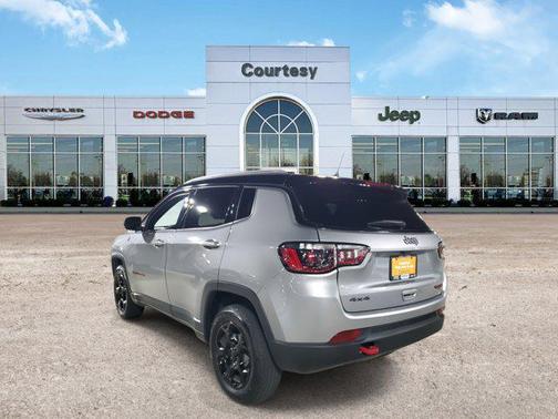 2024 Jeep Compass Trailhawk