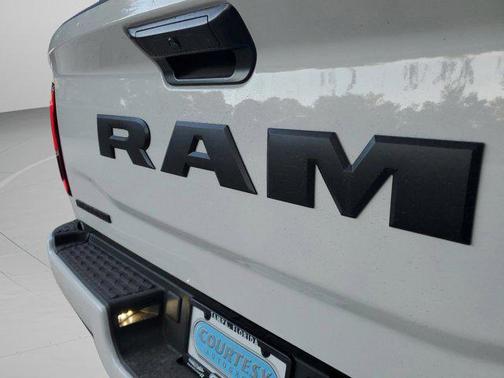 2026 RAM 2500 Big Horn Crew Cab 4x2 6'4' Box