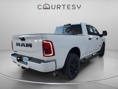 2026 RAM 2500 Big Horn Crew Cab 4x2 6'4' Box