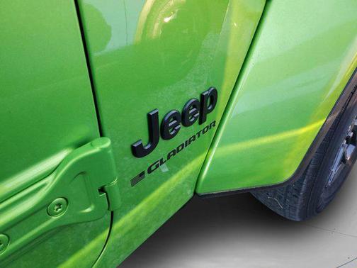 2026 Jeep Gladiator Sport S