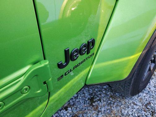 2026 Jeep Gladiator Sport S