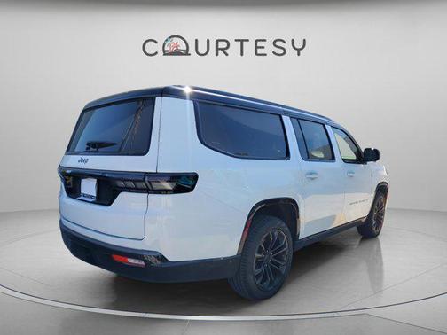 2026 Jeep Grand Wagoneer L Summit Obsidian 4x4