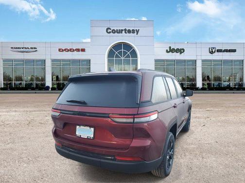 2025 Jeep Grand Cherokee Altitude