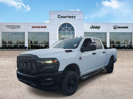2025 RAM 2500 Tradesman Crew Cab 4x4 6'4' Box