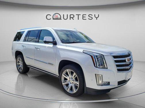 Crystal White Tricoat 2019 Cadillac Escalade Premium Luxury