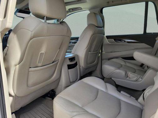 Crystal White Tricoat 2019 Cadillac Escalade Premium Luxury