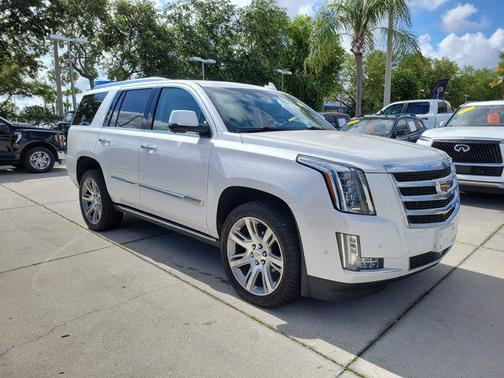 Crystal White Tricoat 2019 Cadillac Escalade Premium Luxury