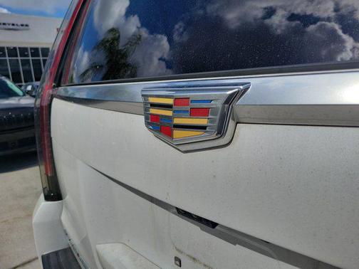 Crystal White Tricoat 2019 Cadillac Escalade Premium Luxury