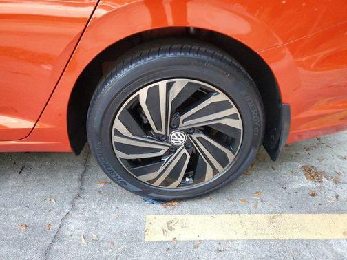 2019 Volkswagen Jetta 1.4T SEL Premium