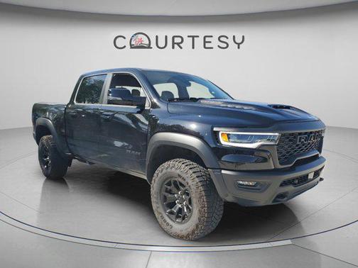Diamond Black Crystal Pearlcoat 2025 RAM 1500 RHO Crew Cab 4x4 5'7' Box