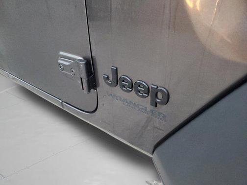 Granite Crystal Metallic Clearcoat 2022 Jeep Wrangler Unlimited Sport