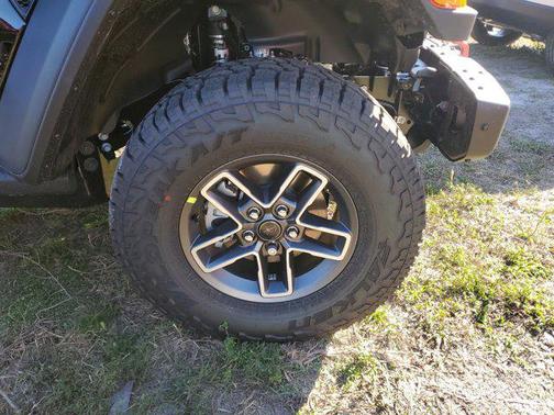 2026 Jeep Gladiator Mojave 4x4