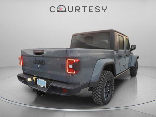 2026 Jeep Gladiator Willys 4x4