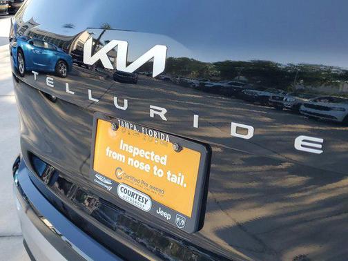 2023 Kia Telluride SX