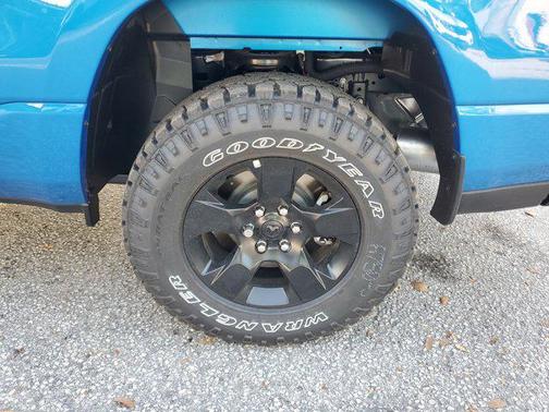 2025 RAM 1500 Warlock Crew Cab 4x4 5'7' Box
