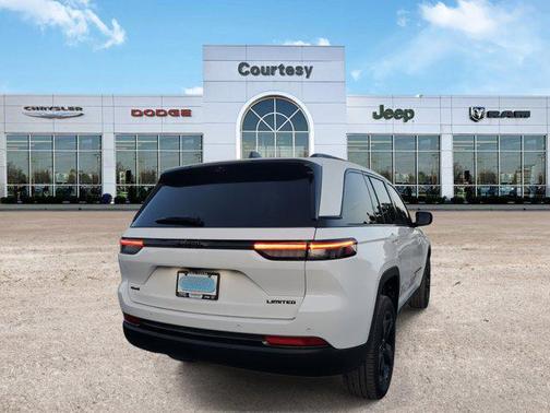 2025 Jeep Grand Cherokee Limited X