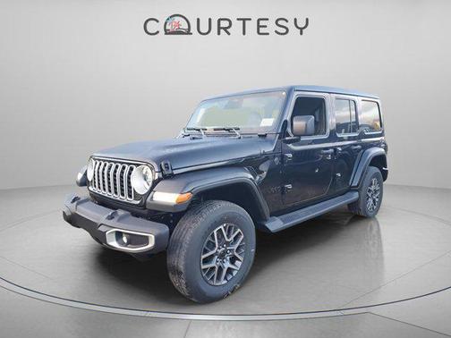 2026 Jeep Wrangler 4-Door Sahara 4x4