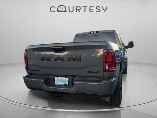 2026 RAM 2500 Big Horn Crew Cab 4x4 6'4' Box