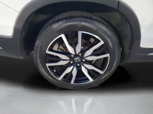 2021 Honda Pilot Touring 8-Passenger