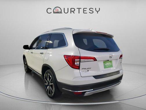 2021 Honda Pilot Touring 8-Passenger