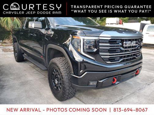 2023 GMC Sierra 1500 AT4