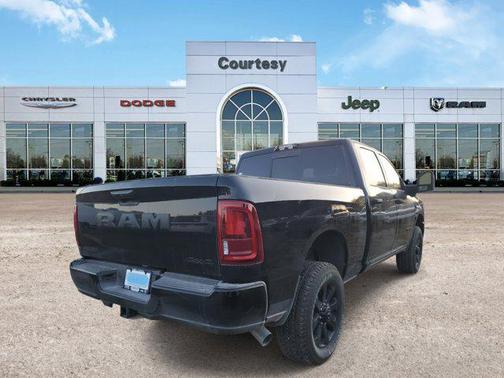 2025 RAM 2500 Big Horn Crew Cab 4x4 6'4' Box