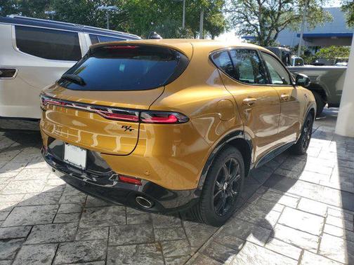 Acapulco Gold 2024 Dodge Hornet R/T Plus EAWD