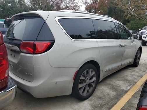 2020 Chrysler Pacifica Limited