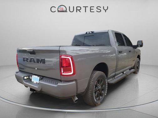 2026 RAM 2500 Big Horn Crew Cab 4x2 6'4' Box