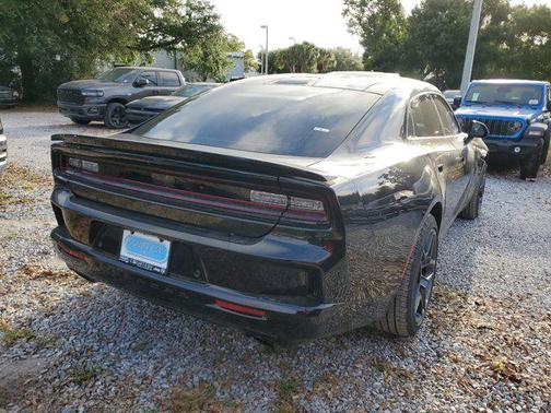 Diamond Black Crystal Pearlcoat 2026 Dodge Charger R/T