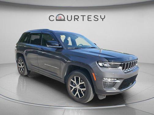 Baltic Gray Metallic Clearcoat 2025 Jeep Grand Cherokee Limited