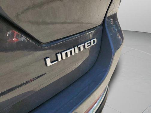 Baltic Gray Metallic Clearcoat 2025 Jeep Grand Cherokee Limited