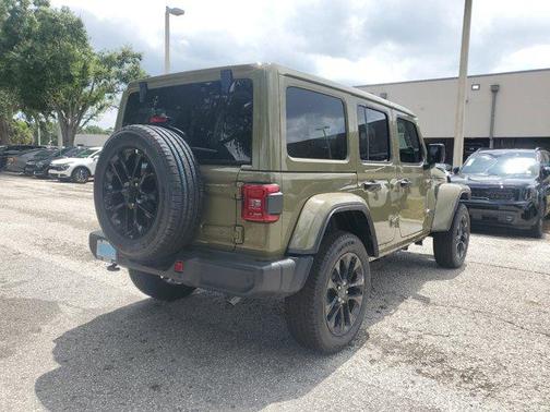 2025 Jeep Wrangler 4xe Sahara