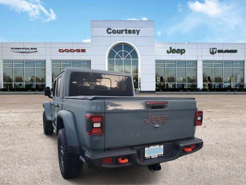 2025 Jeep Gladiator Mojave X