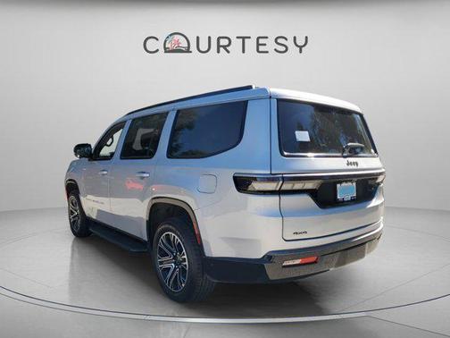 2026 Jeep Grand Wagoneer 4x4