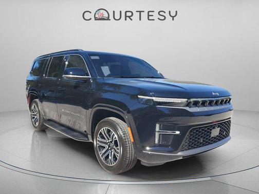 2026 Jeep Grand Wagoneer 4x2