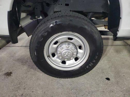2022 RAM 2500 Tradesman Crew Cab 4x4 6'4' Box