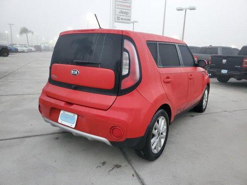 2017 Kia Soul +